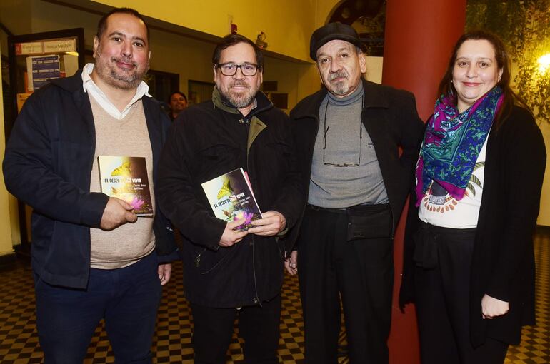 Rogelio Benítez, José Caballero, Carlos Portillo y Cintia Altamirano.