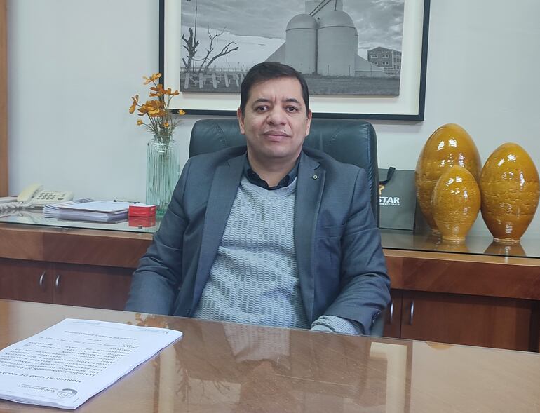 Fredy Ortega (ANR HC) presidente de la Junta Municipal de Encarnación, pidió tranquilidad a la ciudadanía en el tema de la licitación para la concesión del servicio de recolección de basura, actualmente en estudio en el Legislativo comunal. No se tomará ninguna decisión en contra de los intereses de los contribuyentes, afirmó.