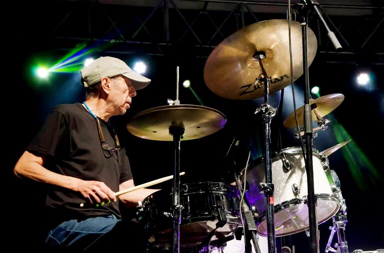 El histórico baterista de jazz Toti Morel compartirá hoy un show en vivo con jóvenes talentos.