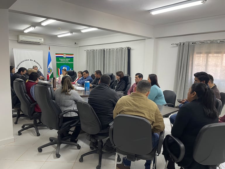 Esta mañana se reunieron la Junta Departamental y la Junta Municipal de Mariscal Estigarribia.