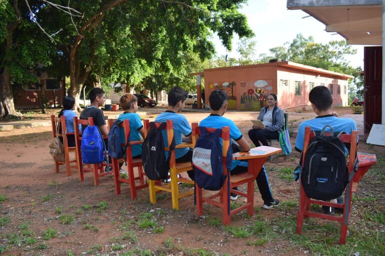 Escuela San Juan Berchmans en pésimo estado ante el inicio de clases