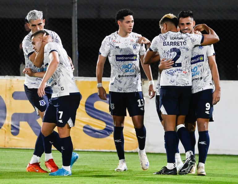 2 de Mayo goleó a Cerro Porteño en el Defensores