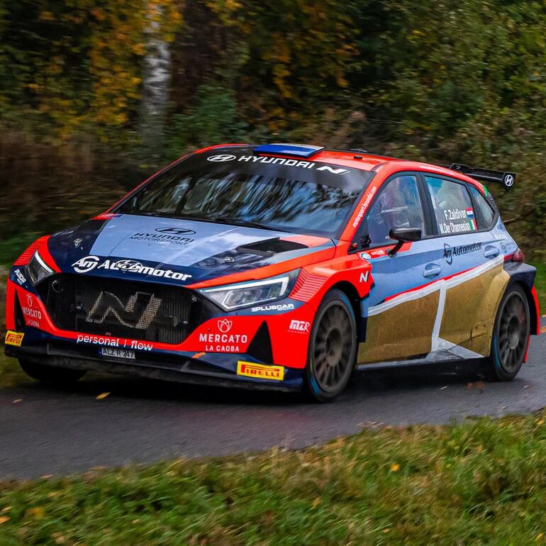 Fau Zaldívar y Marcelo Der Ohannesian entrenaron el domingo y ayer realizaron la recorrida previo al Rally de Europa Central.