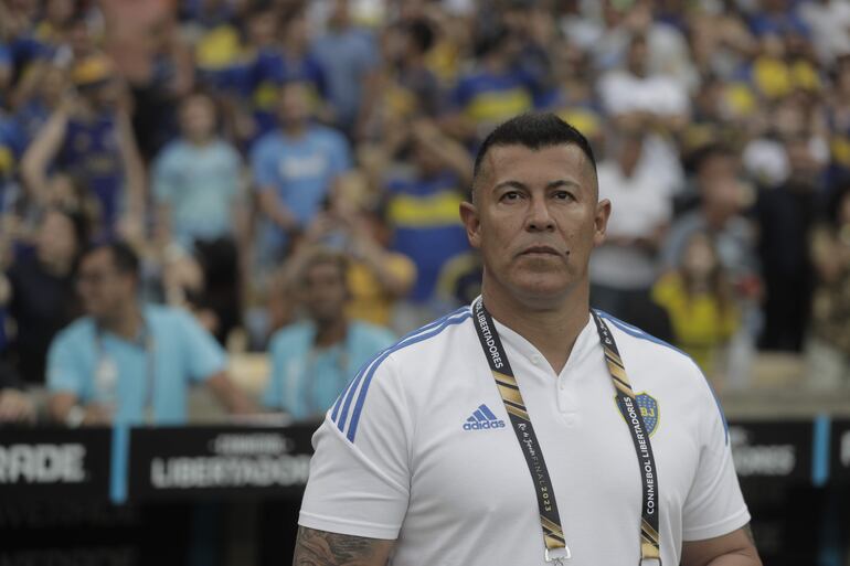 El ex director técnico Jorge Almirón de Boca reacciona en un partido de la final de la Copa Libertadores entre Boca Juniors y Fluminense en el estadio de Maracaná, en Rio de Janeiro (Brasil).