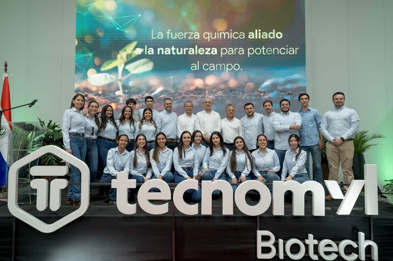 Un gran equipo de profesionales conforma Tecnomyl Biotech.