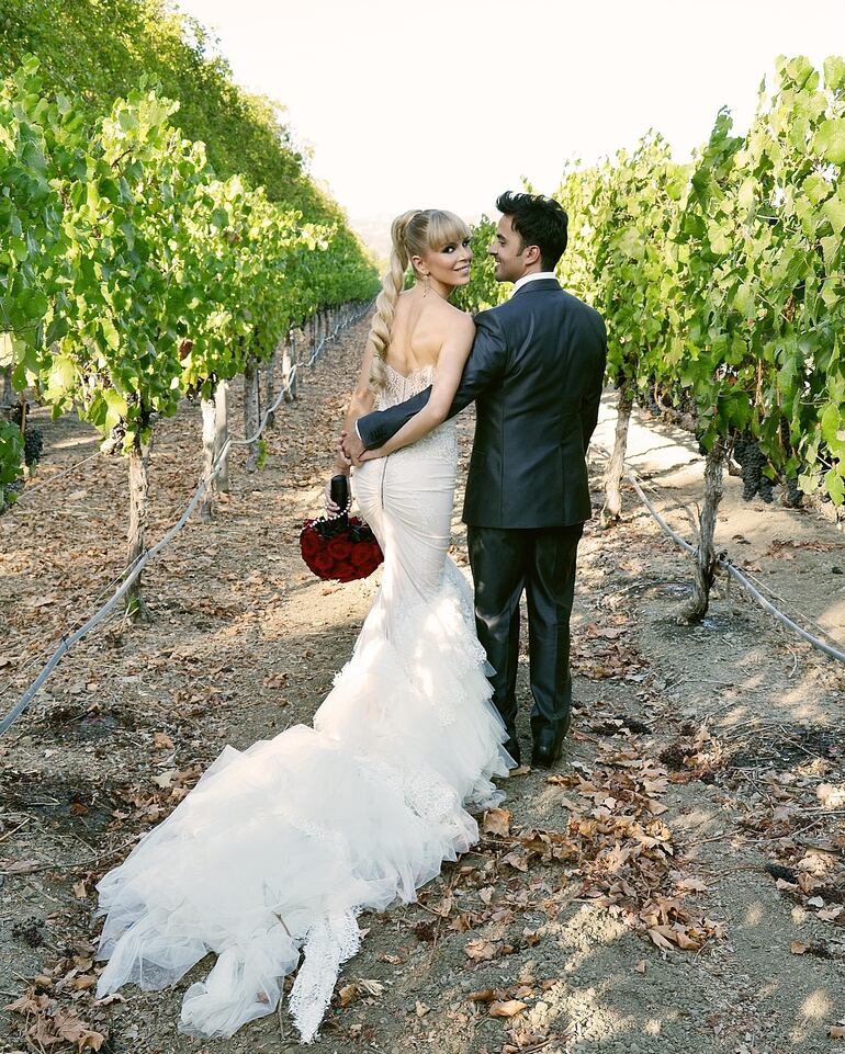 Luis Fonsi y Águeda López el día de su boda, hace ya 10 años. (Instagram/Luis Fonsi)