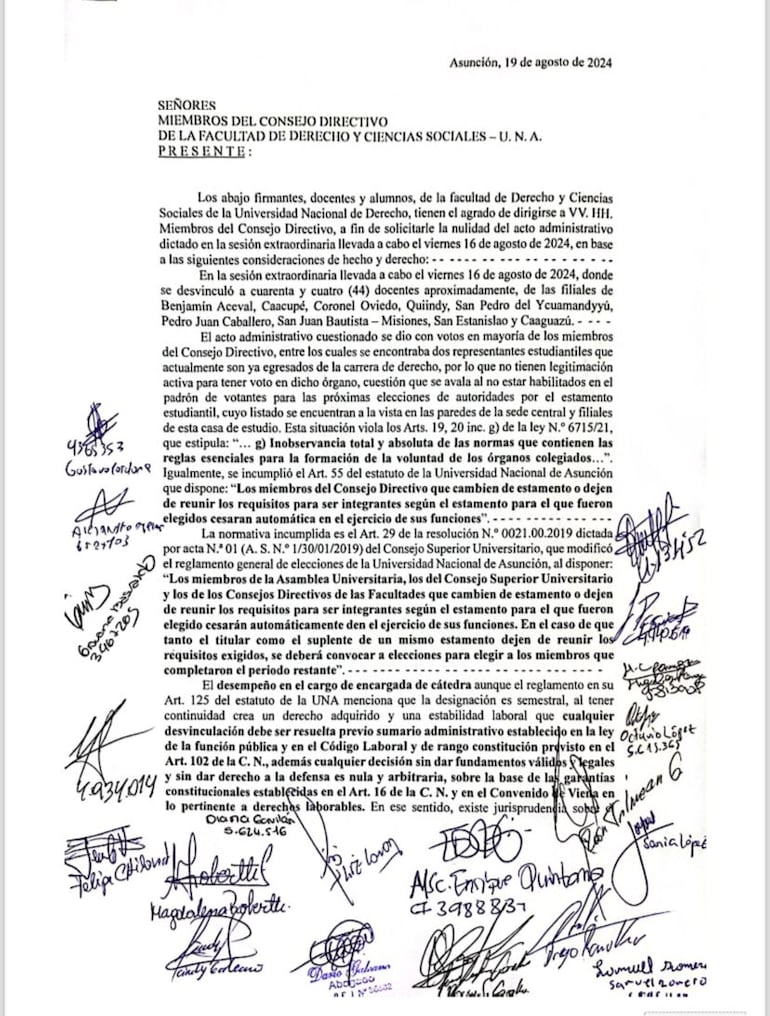 Parte del pedido de nulidad firmado por docentes y estudiantes de la Facultad de Derecho UNA.