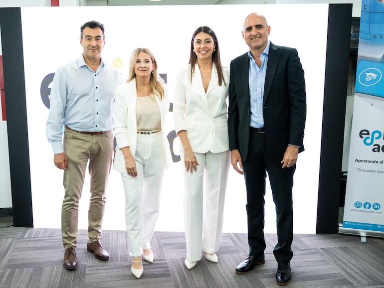 Edgar Borgobello, Andrea Belgrado, Julia Agüero y Pablo Zabala.