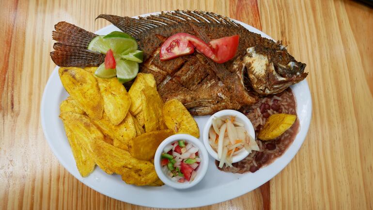 Pescado frito.