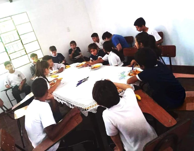 Unas 117 instituciones educativas en los distritos de Paraguarí requieren cocina comedor.