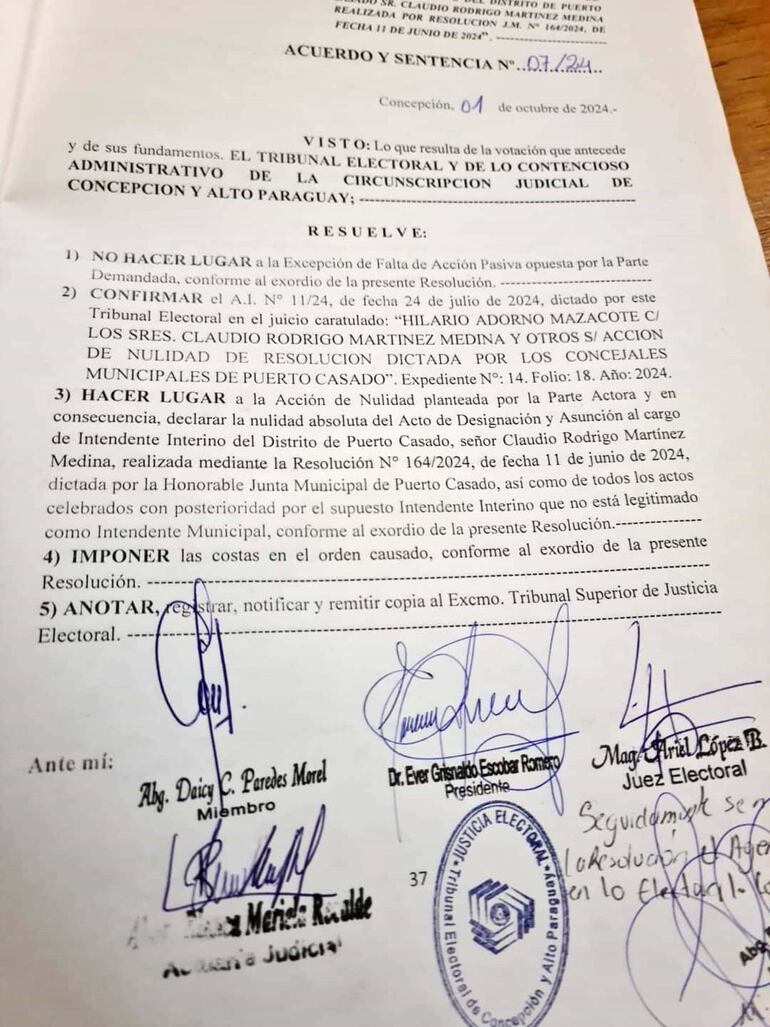 Sentencia del Tribunal Electoral por la que se anula la designación del intendente interino.