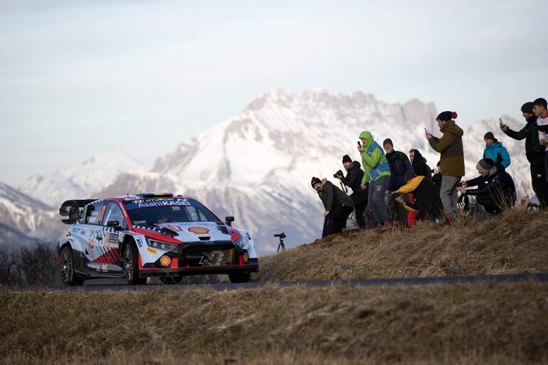 Thierry Neuville ganador en el Rally de Montecarlo