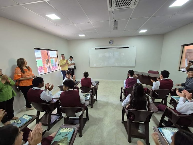 Así lucen las nuevas aulas climatizadas de la escuela colegio Ramón Bejarano.