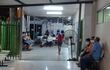 Una importante cantidad de pacientes se encuentra aguardando a ser atendidas en urgencias de adultos en el Hospital Materno Infantil de Loma Pyta.