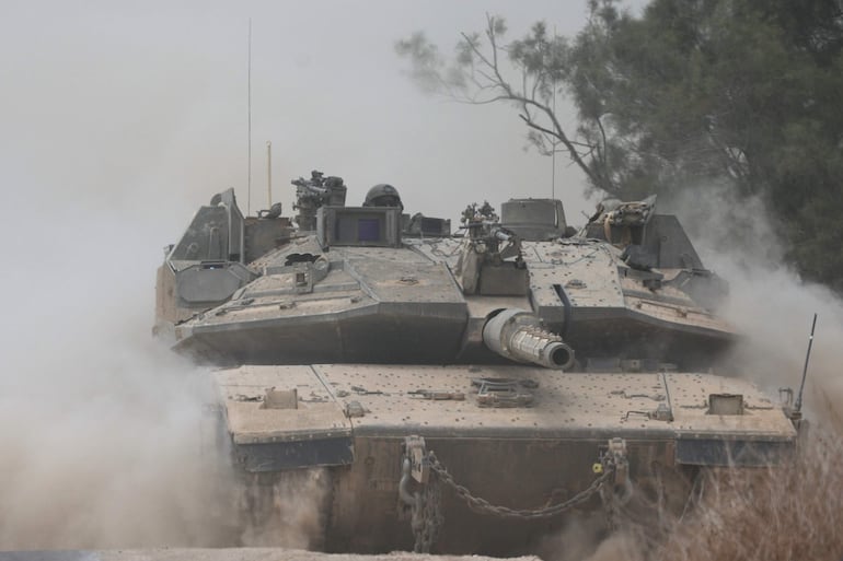 Un tanque israelí cerca de Gaza.