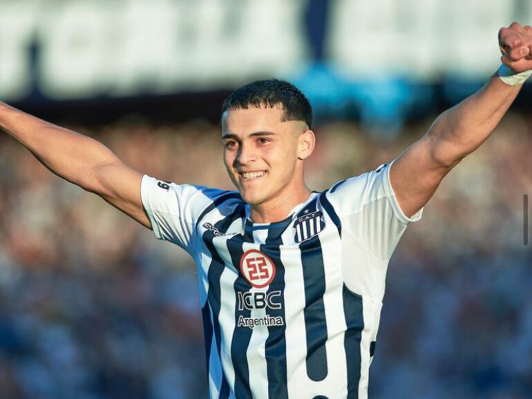 El paraguayo Ramón Sosa, futbolista de Talleres de Córdoba, festeja un gol en el partido frente a Independiente por la Copa de la Liga de Argentina.