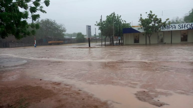 La comunidad de Toro Pampa registro 60 mm de lluvia, ayuda a paliar en algo la temporada de sequía.