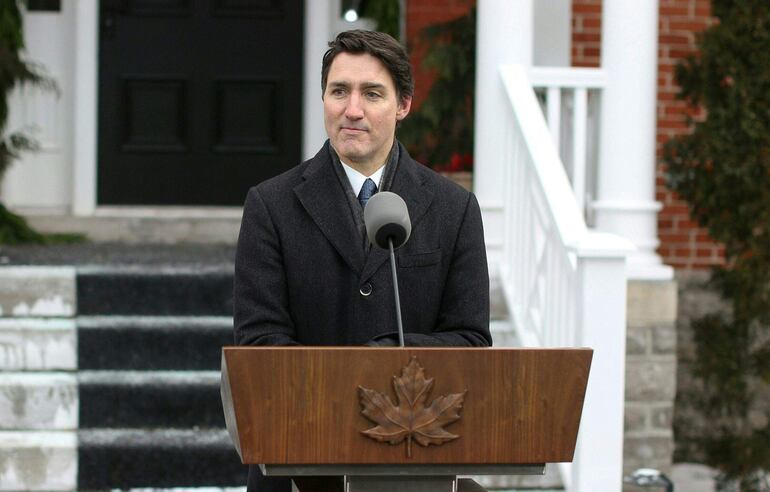 TOPSHOT - Canadian Prime Minister Justin Trudeau speaks during a news conference at Rideau Cottage in Ottawa, Canada on January 6, 2025. Trudeau announced his resignation, saying he will leave office as soon as the ruling Liberal party chooses a new leader. (Photo by Dave Chan / AFP)