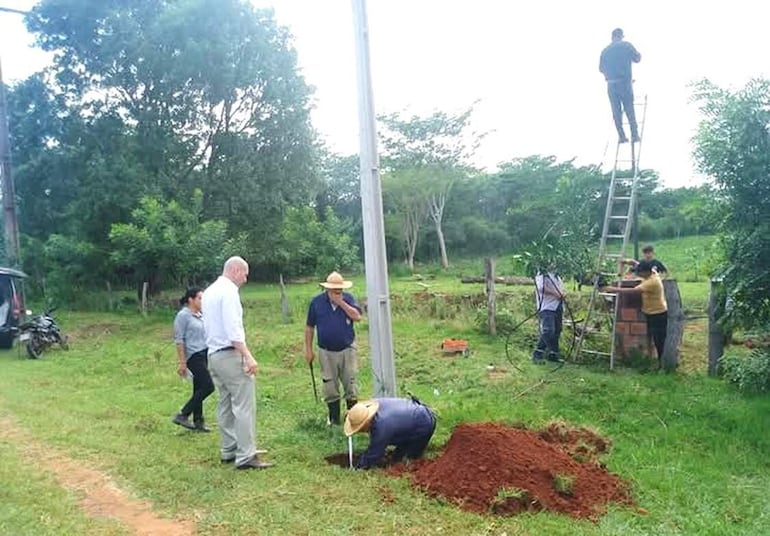 En la compañía Guayaibyty recuperan un pozo artesiano para proveer agua potable a 70 familias de la comunidad.