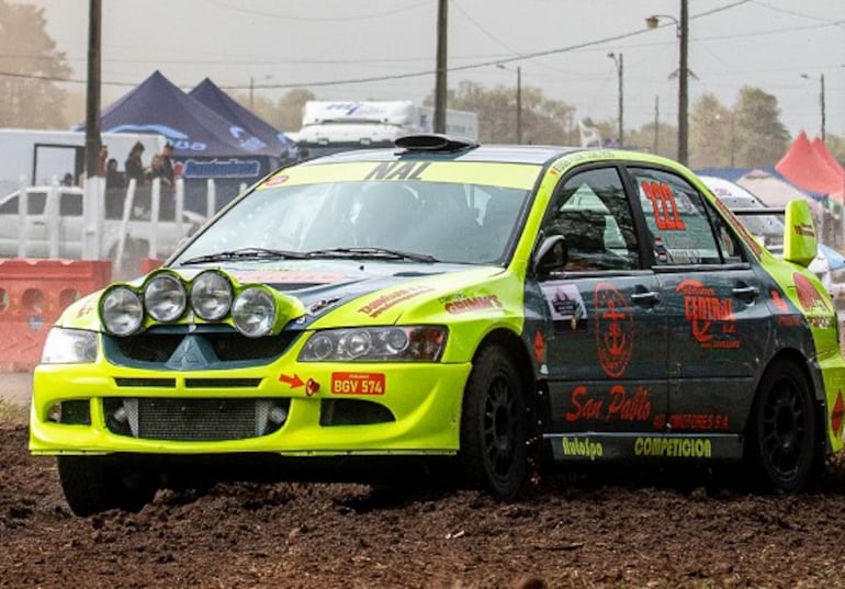 Eduardo Salerno y Aníbal García, con el Mitsubishi Lancer Evo VIII #222 del equipo  San Pablo Automotores Rally Team, estarán presentes una vez más en la categoría RC2N-L.