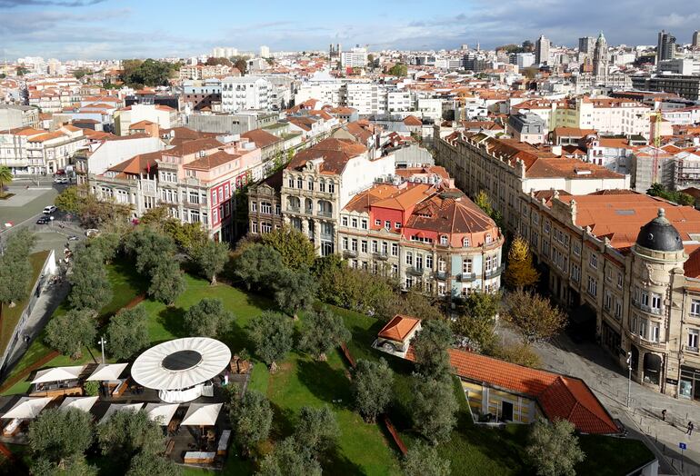 Vista panorámica sobre Oporto desde la Torre dos Clérigos.