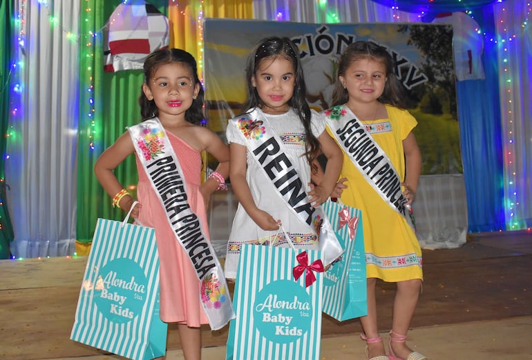 Niños de la localidad de Yataity se lucirán en el Desfile Infantil con Prendas de Ao Po'i. Archivo