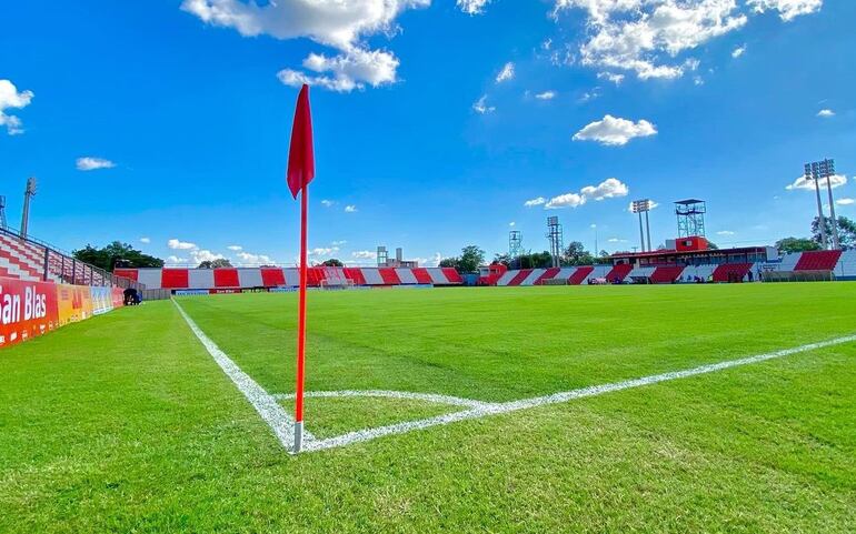 General Caballero JLM recibe a Nacional en el Ka'arendy.