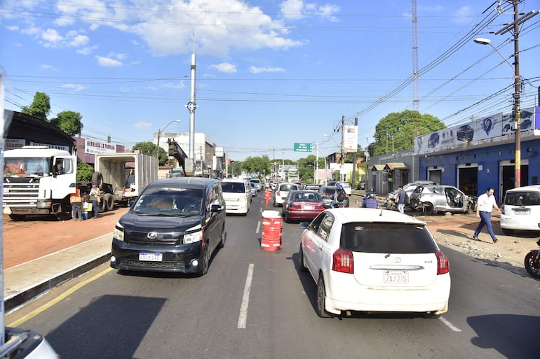 El “calvario” de Eusebio Ayala: comerciantes cierran sus locales y PMT brilla por su ausencia