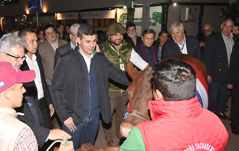 Recorrido del Presidente electo Santiago Peña por los diferentes Stand de la Expo de Mariano Roque Alonso
Fernando Romero 19-07-2023