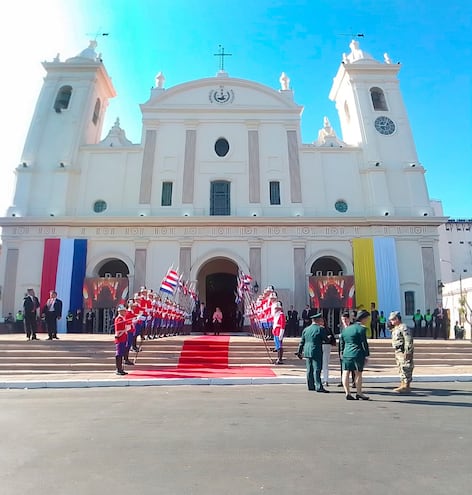 Vista de la Catedral de Asunción durante el Te Deum con motivo del inicio de un nuevo Periodo Constitucional y en Conmemoración del Aniversario de la Fundación de la Ciudad de Asunción. (Archivo).