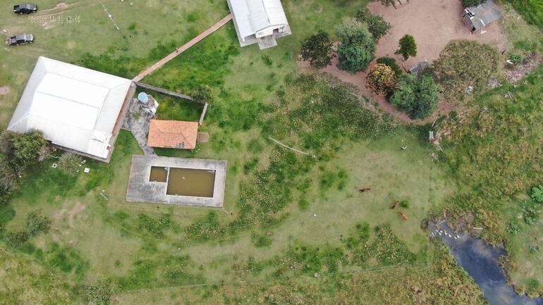 Instalaciones de la estancia Jarindá, que consta de 250  hectáreas y está situada en el departamento de Concepción.