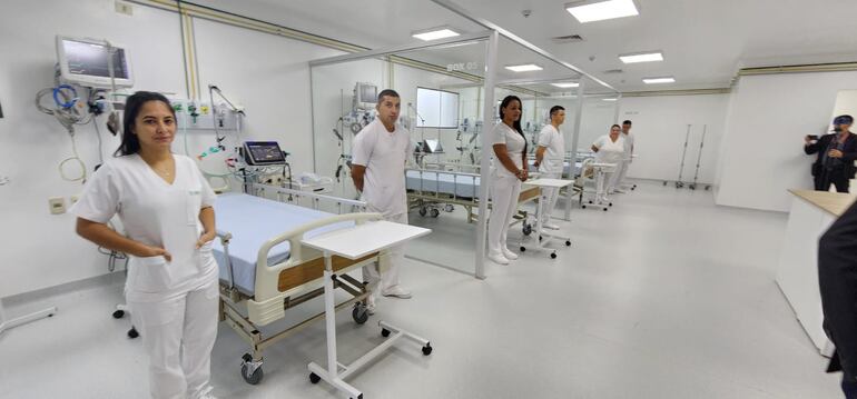 Parte del área de cuidados intensivos inaugurado recientemente en el Hospital Regional de Saltos del Guairá