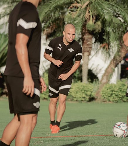 Hugo Javier Martínez Cantero, futbolista de Libertad.