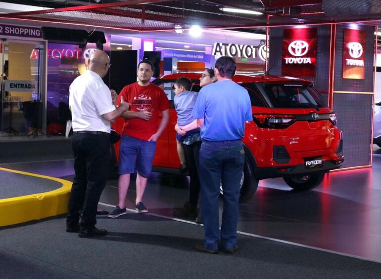 Cadam Motor Show recibió a un público curioso por conocer las novedades en el sector automotor.