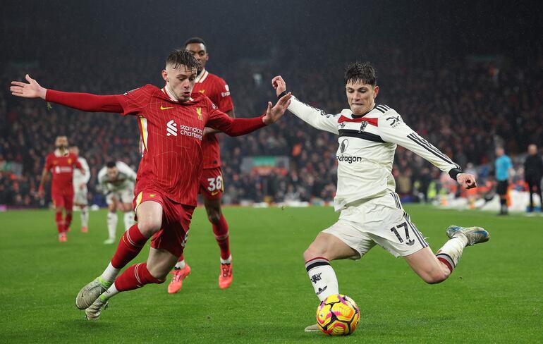 Liverpool y Manchester United igualaron en el clásico de Inglaterra por la Premier League