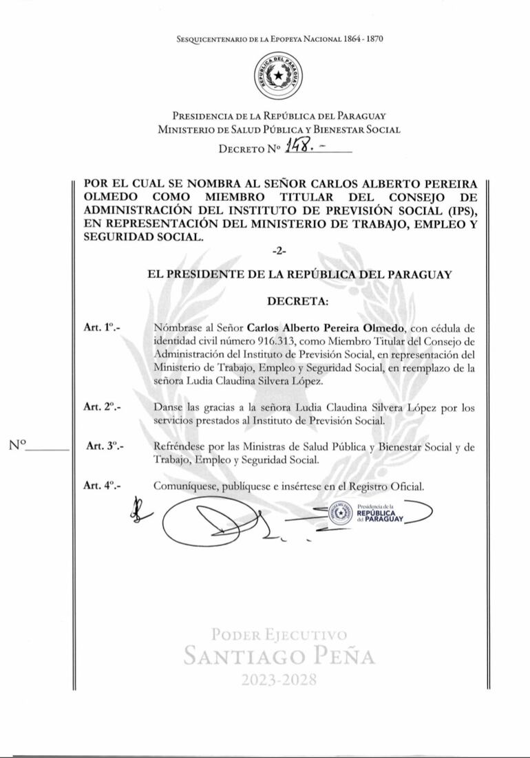 Decreto en el que designan a Carlos Alberto Pereira como nuevo consejero del IPS.