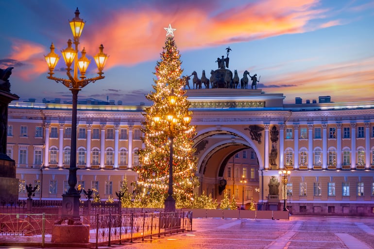 Arbol de Navidad de San Petersburgo. Foto Shutterstock.