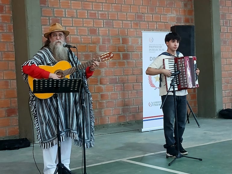 Buscan recuperar el patriotismo por medio de la música en nuestro país