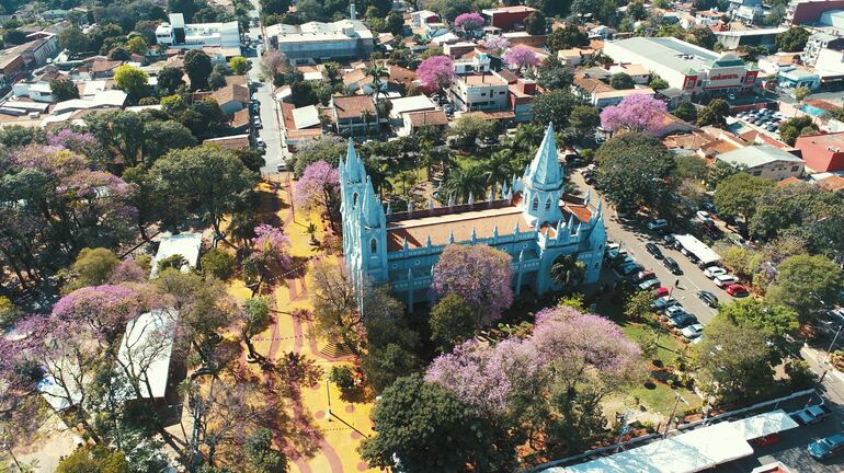 Vista aérea de la Catedral de San Lorenzo, cuya construcción comenzó a principios del siglo XX.