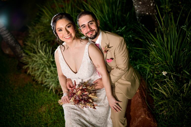 Lucía Karina Aguilera Pasmor y Christian Eden Vera San Miguel.