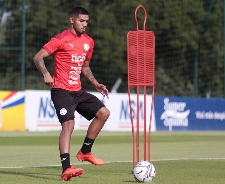 Martínez se entrenó con sus nuevos compañeros.