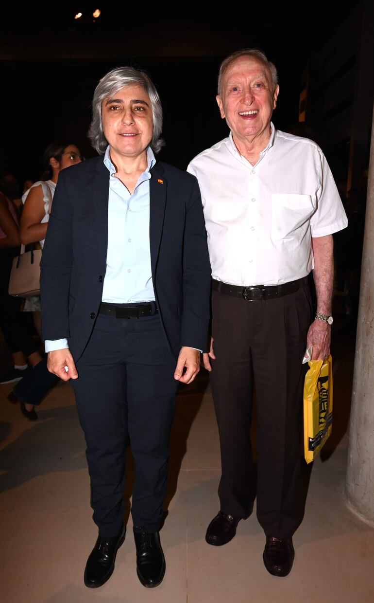 Linda Taiyen y Ángel Auad.