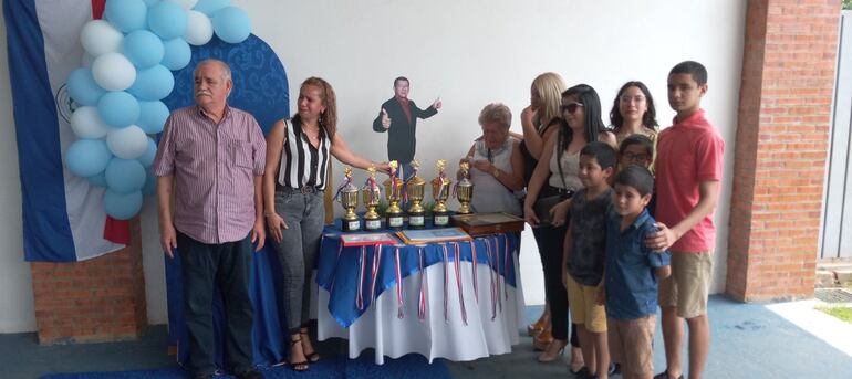 Homenaje póstumo a Francisco “Kiko” Sánchez antes del inicio de la competencia de truco deportivo en la ciudad de Ñemby.