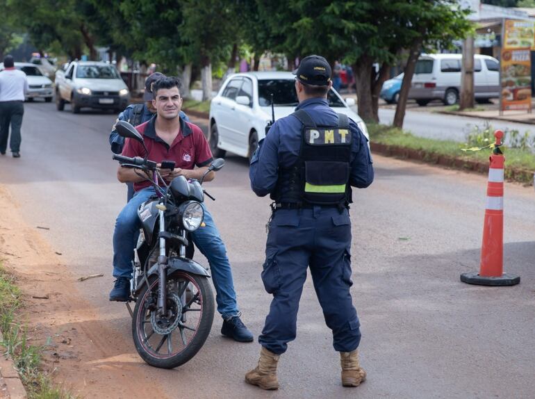 Pese a la campaña de concienciación los motociclistas no se pusieron en regla. 