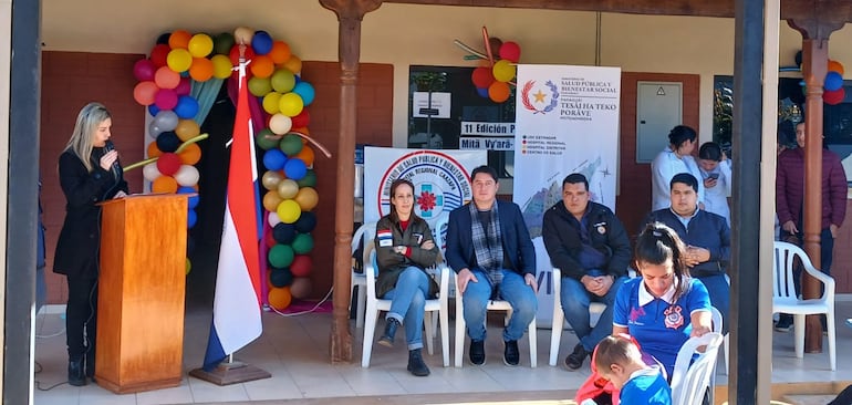 La doctora Celeste Rivarola durante la apertura del programa Mita Vy´ara en Caazapá.