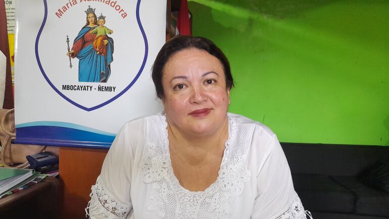 Directora de la Escuela María Auxiliadora de la ciudad de Ñemby, María Oliva Cazal.