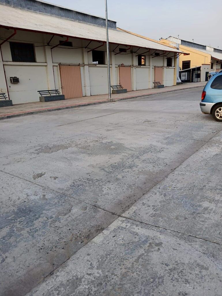 Los cuatro   galpones de   la ANNP en Asunción pasaron a manos de una firma de entretenimientos.