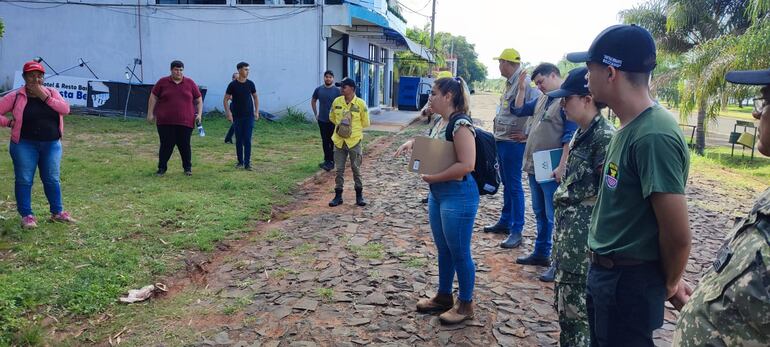 Desde nuestro hogar, con pequeñas acciones se logran grandes cambios. Apuntamos a crear conciencia sobre la necesidad de que todos cooperemos, sostuvo la Ing. Lorena Vigo, durante el inicio de la campaña antidengue.