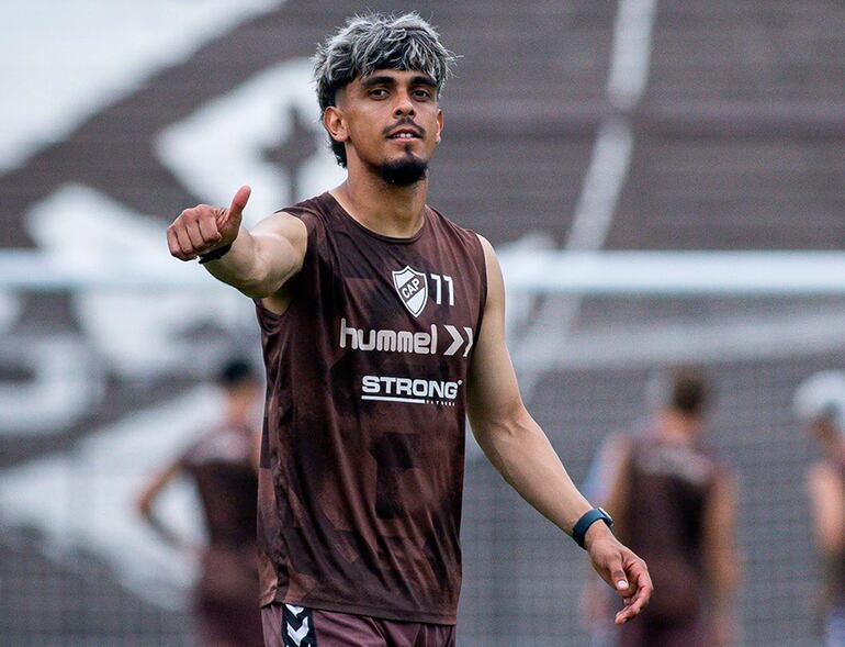 Ronaldo Martínez, delantero paraguayo de Platense.
De silverio.rojas <silverio.rojas@abc.com.py>
Destinatario Foto <foto@abc.com.py>
Fecha 27-01-2025