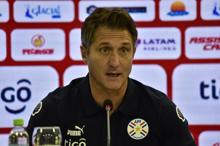 Guillermo Barros Schelotto, entrenador de la Selección Paraguaya.